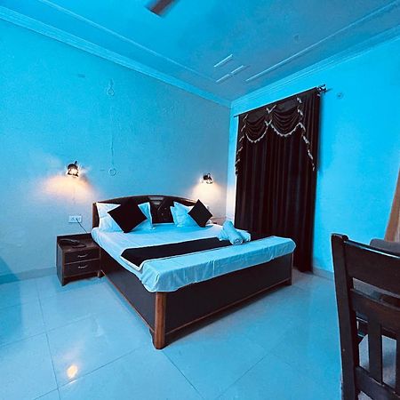 The For You Hotel & Restaurant Rishikesh Luaran gambar
