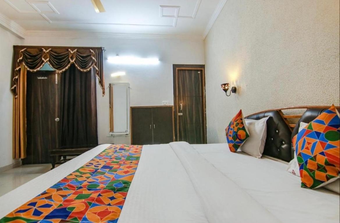The For You Hotel & Restaurant Rishikesh Luaran gambar