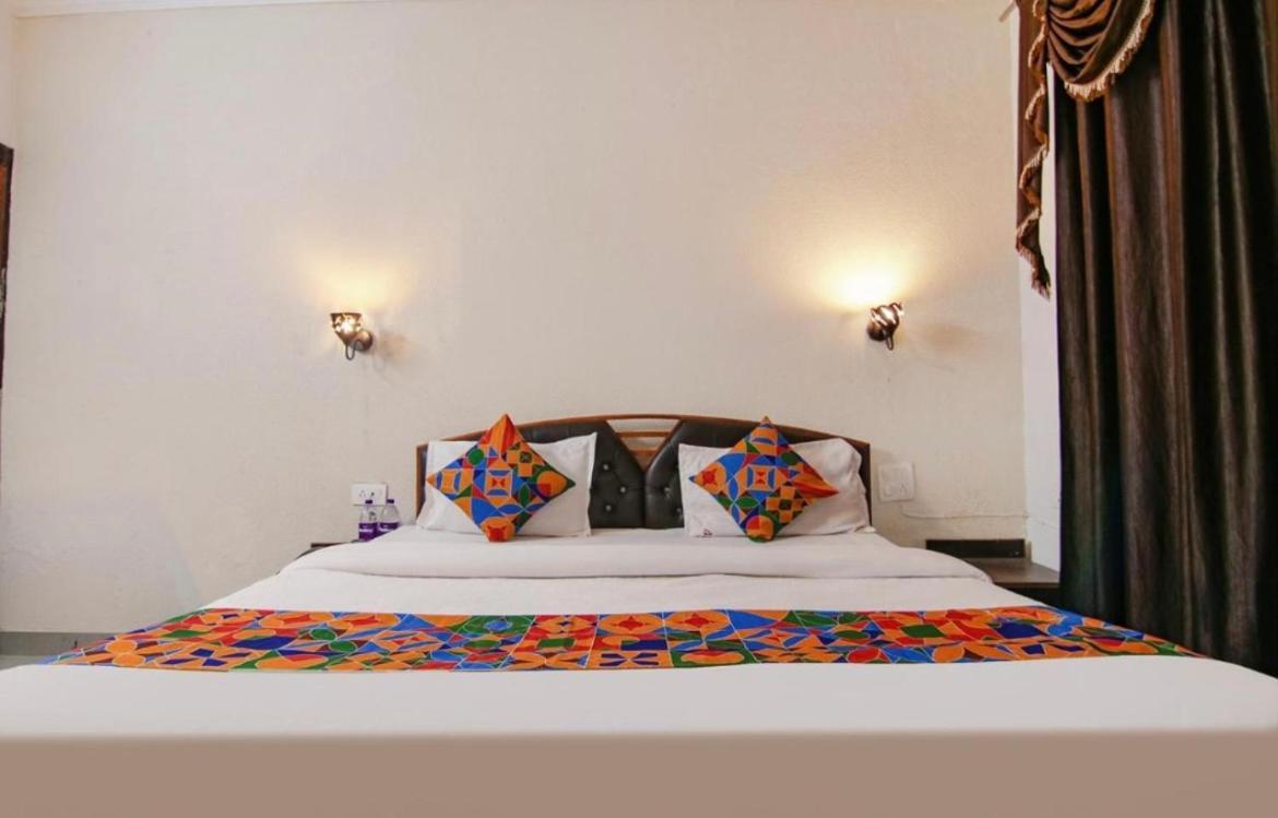 The For You Hotel & Restaurant Rishikesh Luaran gambar