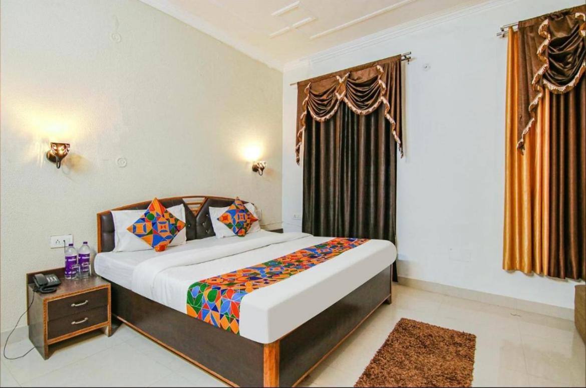 The For You Hotel & Restaurant Rishikesh Luaran gambar