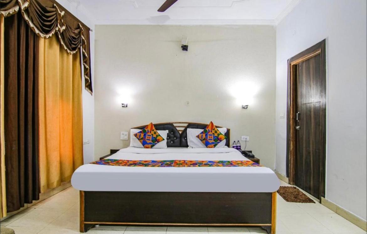 The For You Hotel & Restaurant Rishikesh Luaran gambar