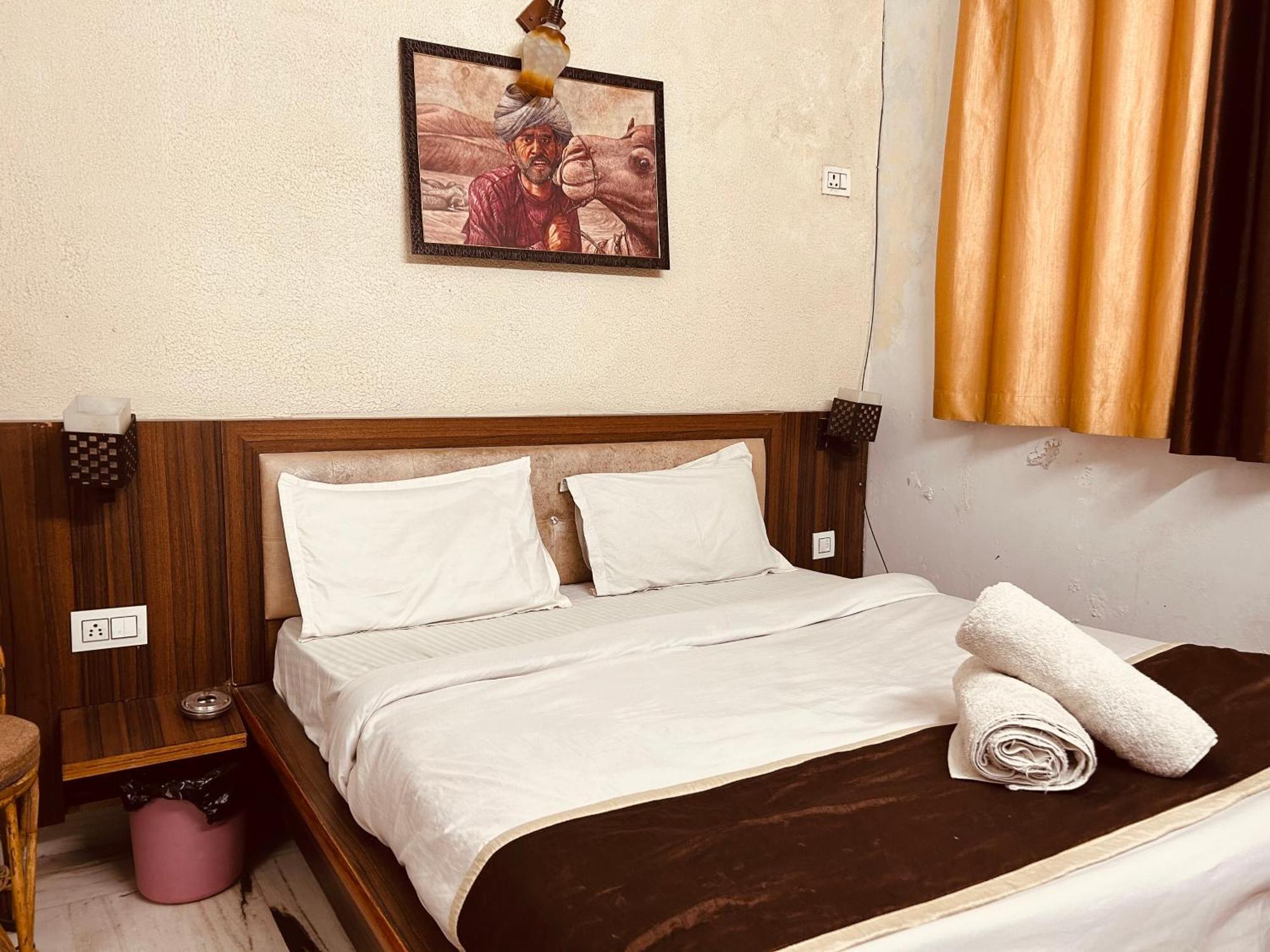 The For You Hotel & Restaurant Rishikesh Luaran gambar
