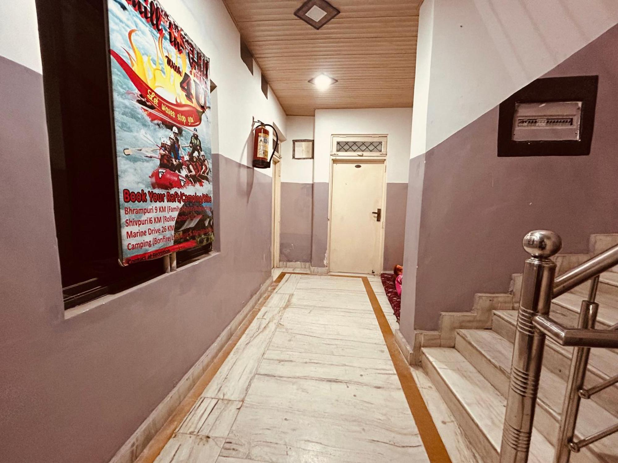 The For You Hotel & Restaurant Rishikesh Luaran gambar