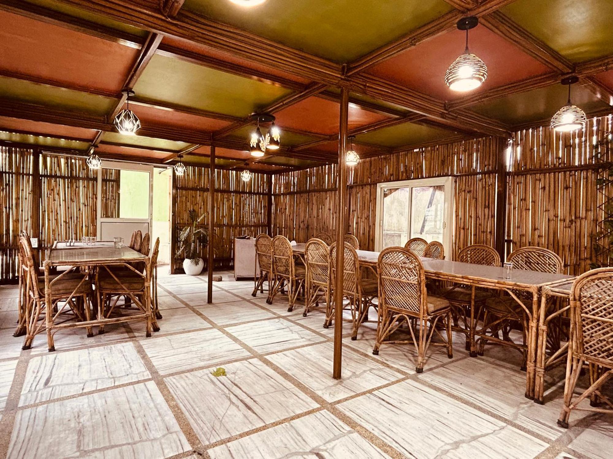The For You Hotel & Restaurant Rishikesh Luaran gambar